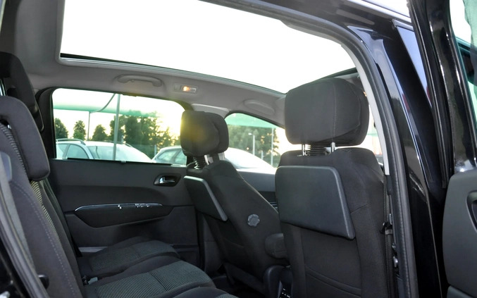 Peugeot 5008 cena 27999 przebieg: 209874, rok produkcji 2010 z Biskupiec małe 704